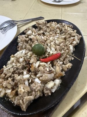 Aling Lucing by null