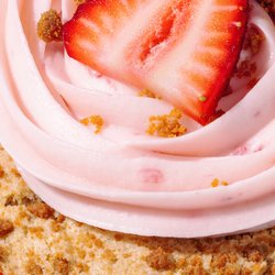 Crumbl - Avon - 9/21/26 - 9/26/26: Strawberry Biscoff Cookie