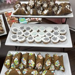Woof Gang Bakery & Grooming - Dog cookies