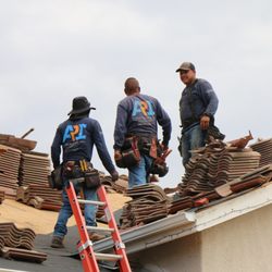 August Roofing & Solar - Team Work!