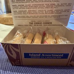 Ummm. . No chocolate. Felt cheated. But still yummy so I am less mad than chagrined. Ummm. . No chocolate. Felt cheated. But still yummy so I am less mad than chagrined.
