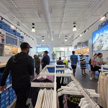 hoka one one store near me
