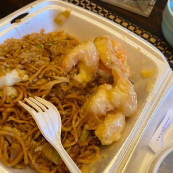 Dynasty Garden - Rubbery and soggy shrimp - Dim Sum Near Me - Modesto, California