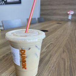 Dunkin' - Caramel Iced Macchiato