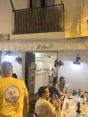 La Oliva by null