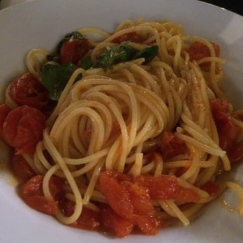 Rossopomodoro - Delicious pasta de pomadorini - Napoletana Near Me - Venezia, VE Rossopomodoro - Delicious pasta de pomadorini - Napoletana Near Me - Venezia, VE