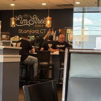 Elm Street Diner - Diners Near Me - Stamford, Connecticut