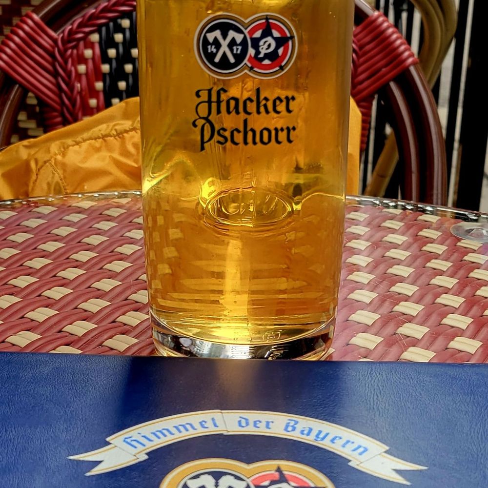 Town Crier Pub - @Hacker_Pschorr Munich Gold Label Lager Beer 20floz Draft $11.50CAD (09/04/25). @TownCrierPub_TO @Destination_Toronto @Canada #Pub - Pubs Near Me - Toronto, Ontario Town Crier Pub - @Hacker_Pschorr Munich Gold Label Lager Beer 20floz Draft $11.50CAD (09/04/25). @TownCrierPub_TO @Destination_Toronto @Canada #Pub - Pubs Near Me - Toronto, Ontario