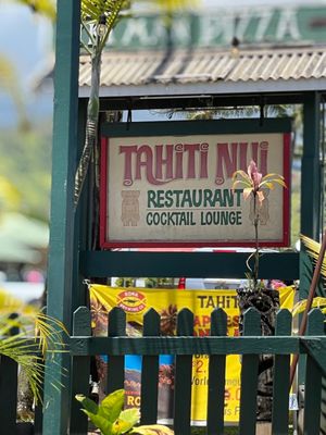 Tahiti Nui by null
