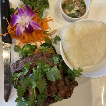 Roodle Rice & Noodle Bar - Tiger steak - Noodles Near Me - Wallingford, Connecticut Roodle Rice & Noodle Bar - Tiger steak - Noodles Near Me - Wallingford, Connecticut