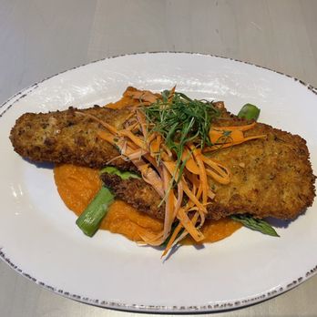 Round Island Kitchen - Hazelnut Walleye - Breakfast & Brunch Near Me - Mackinac Island, Michigan Round Island Kitchen - Hazelnut Walleye - Breakfast & Brunch Near Me - Mackinac Island, Michigan