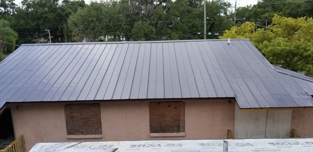 Slide of Straight Edge Builders and Roofers