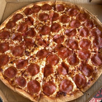 Pizza Hut - Thin crust pepperoni - Chicken Wings Near Me - Chandler, Texas Pizza Hut - Thin crust pepperoni - Chicken Wings Near Me - Chandler, Texas