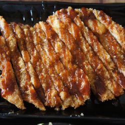 Midori - Closeup of pork katsu