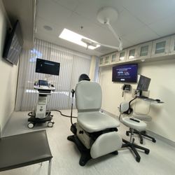 Sean P Nikravan, MD