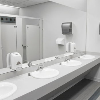 Squeaky Services - Home Cleaning Near Me - South St Paul, Minnesota Squeaky Services - Home Cleaning Near Me - South St Paul, Minnesota
