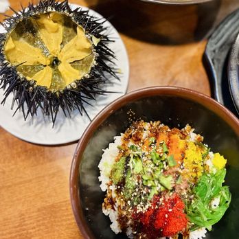 Venice Beach - Sea urchin roe rice bowl - Seafood Near Me - Buena Park, California Venice Beach - Sea urchin roe rice bowl - Seafood Near Me - Buena Park, California