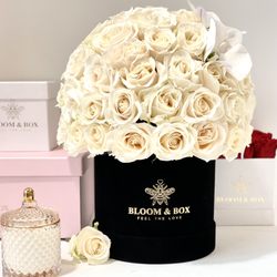 Bloom and Box - Pure love box