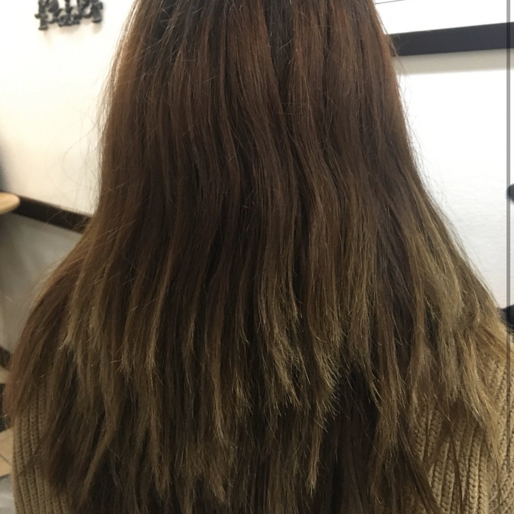 The Color Studio - This is what I showed up with - Hair Salons Near Me - Lakewood, California The Color Studio - This is what I showed up with - Hair Salons Near Me - Lakewood, California