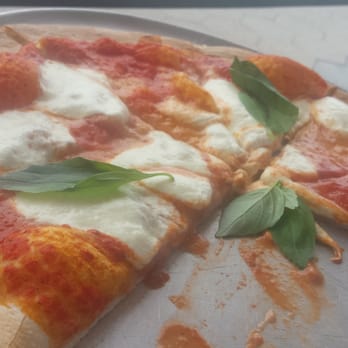 Industry Kitchen - Soggy cheap Margherita pizza. Never order it. - American Near Me - New York, New York Industry Kitchen - Soggy cheap Margherita pizza. Never order it. - American Near Me - New York, New York