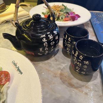 Green Papaya - Green tea, pot, and cups - Sushi Bars Near Me - Altamonte Springs, Florida Green Papaya - Green tea, pot, and cups - Sushi Bars Near Me - Altamonte Springs, Florida