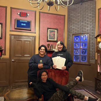 Breaking Point Escape Rooms - Escape Games Near Me - Rancho Cucamonga, California
