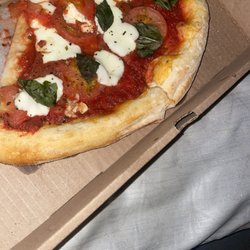 Enzo's Pizza - Buckhead - Medium Margherita Pizza
