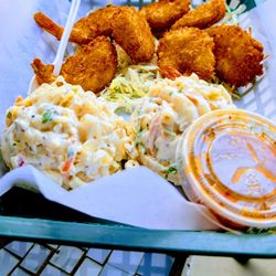 The Fish Market Maui - Shrimp plate with double Mac salad