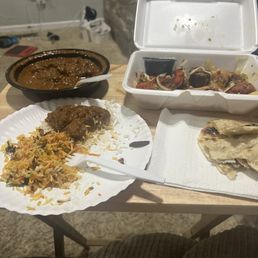 Curry, rice and mixed meats. Curry, rice and mixed meats.