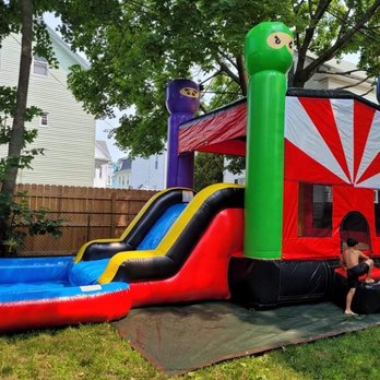 JUMPIN' JAQ'S - Updated December 2025 - 29 Photos - New Bedford