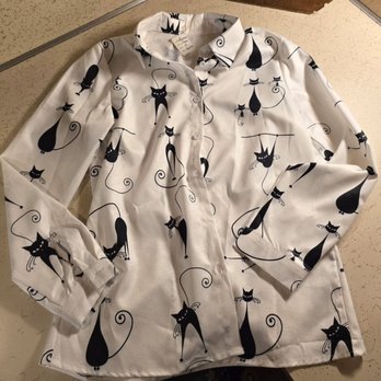 Sugar Mama's - I bought this cat shirt! - Thrift Stores Near Me - Vevay, Indiana Sugar Mama's - I bought this cat shirt! - Thrift Stores Near Me - Vevay, Indiana
