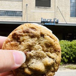 Lucy J's Bakery - Chocolate Chip Cookie Sandwich