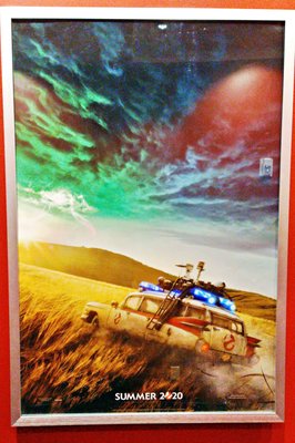 Vogue Theatre by null