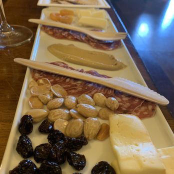Sebastiani Vineyards & Winery - Wine Tasting Room Near Me - Sonoma, California Sebastiani Vineyards & Winery - Wine Tasting Room Near Me - Sonoma, California