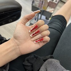 Tnails spa - This was the set with the red rhinestones I unfortunately didn't like ):