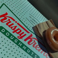 Krispy Kreme - Box of donuts
