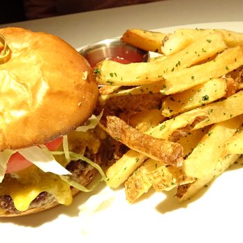 Ocean Prime - RW lunch - cheeseburger - Seafood Near Me - Washington, DC, District of Columbia