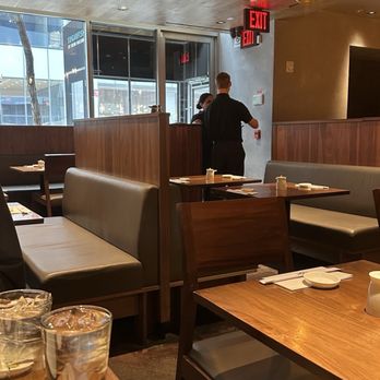SUGARFISH | Midtown East - Sushi Bars Near Me - New York, New York