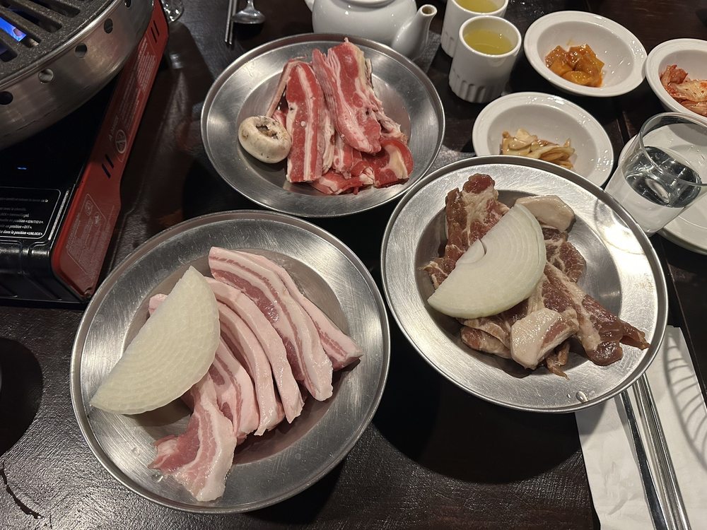 BURNING GRILL KOREAN CUISINE Updated August 2024 11 Photos 1399