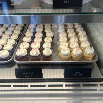 Dolce Bakery - Desserts Near Me - Prairie Village, Kansas Dolce Bakery - Desserts Near Me - Prairie Village, Kansas