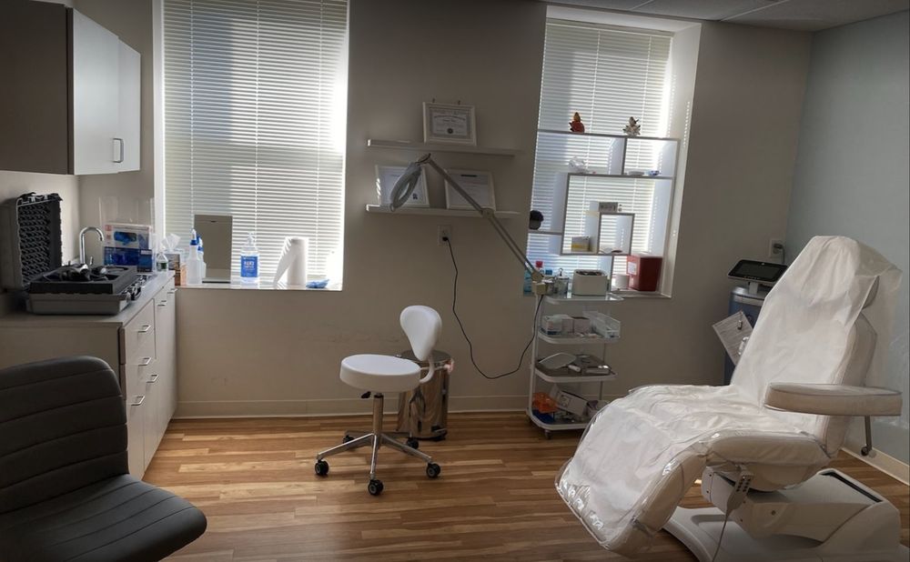 NORTHERN MEDICAL CENTER 11 Photos 14 Jason Pl, Middletown, New York