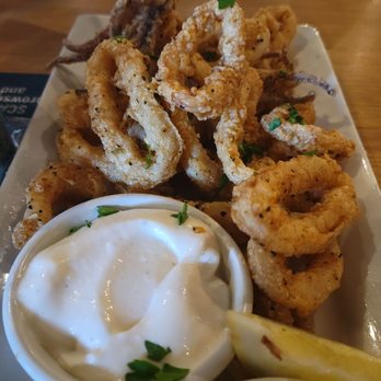 BJ's Restaurant & Brewhouse - Calamari - New American Near Me - Oxnard, California