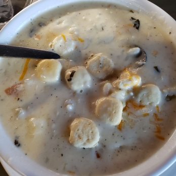 Uncle D's Bar & Grille - Chicken wild rice soup - Bars Near Me - Wauconda, Illinois