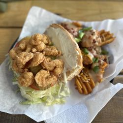 La Oie Cajun Cuisine - Shrimp Po Boy