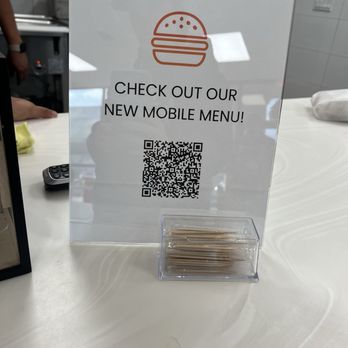 Burger Broz - QR code - American Near Me - Tehachapi, California