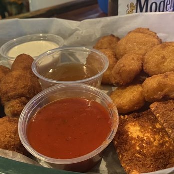 The Inn-Field - Pick 3 Combo Toasted Ravioli, Sweet Fried Corn Bites & Fried Mushrooms. More than plenty to share - Sports Bars Near Me - Sunrise, Florida The Inn-Field - Pick 3 Combo Toasted Ravioli, Sweet Fried Corn Bites & Fried Mushrooms. More than plenty to share - Sports Bars Near Me - Sunrise, Florida