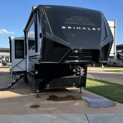 Lakeshore RV Resort