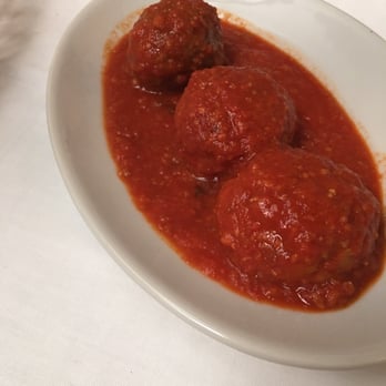Flavio al Velavevodetto - Order of meatballs. Very flavorful and moist. - Roman Near Me - Rome, RM