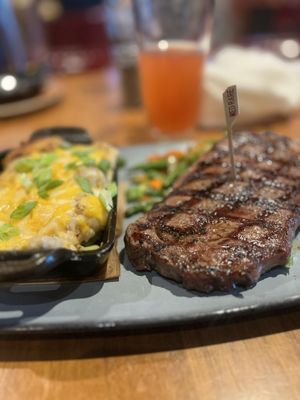 Lazy Dog Restaurant & Bar by null