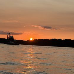 Elite Boat Charter - Sunset cruise